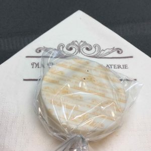 Sucette de chocolat blanc