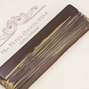 Barre fourrée caramel 1/2 sel Noir